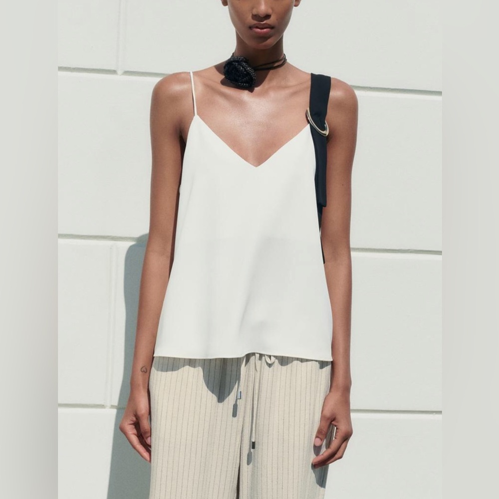 Zara black & white top Sz L